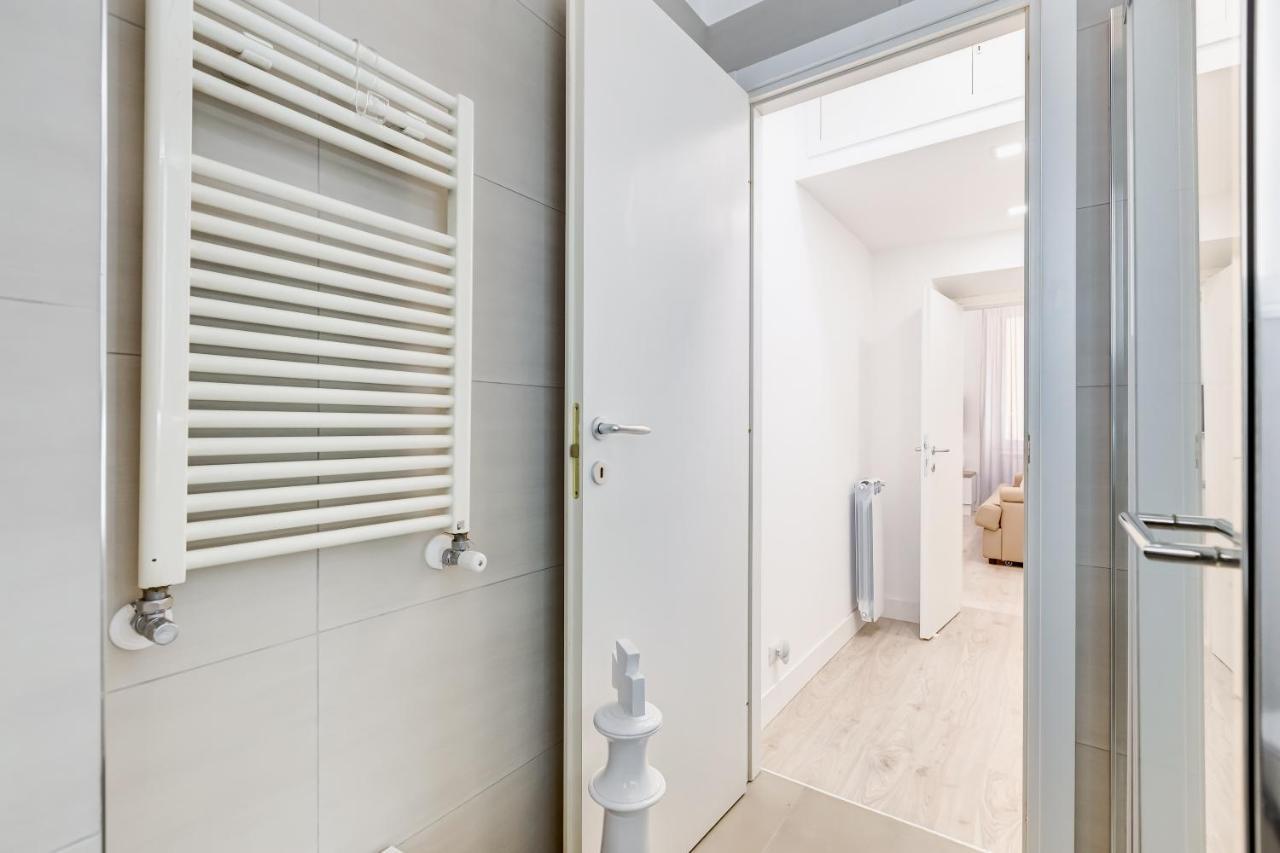 Bmga L The White Crown Apartment In Testaccio Rome Exterior photo